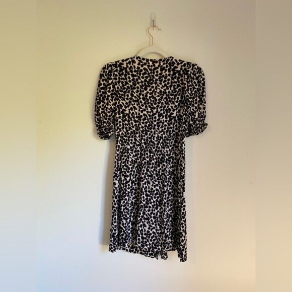 H & M Black & White Leopard Print Short Sleeve Button Down Dress Size S - Picture 3 of 8